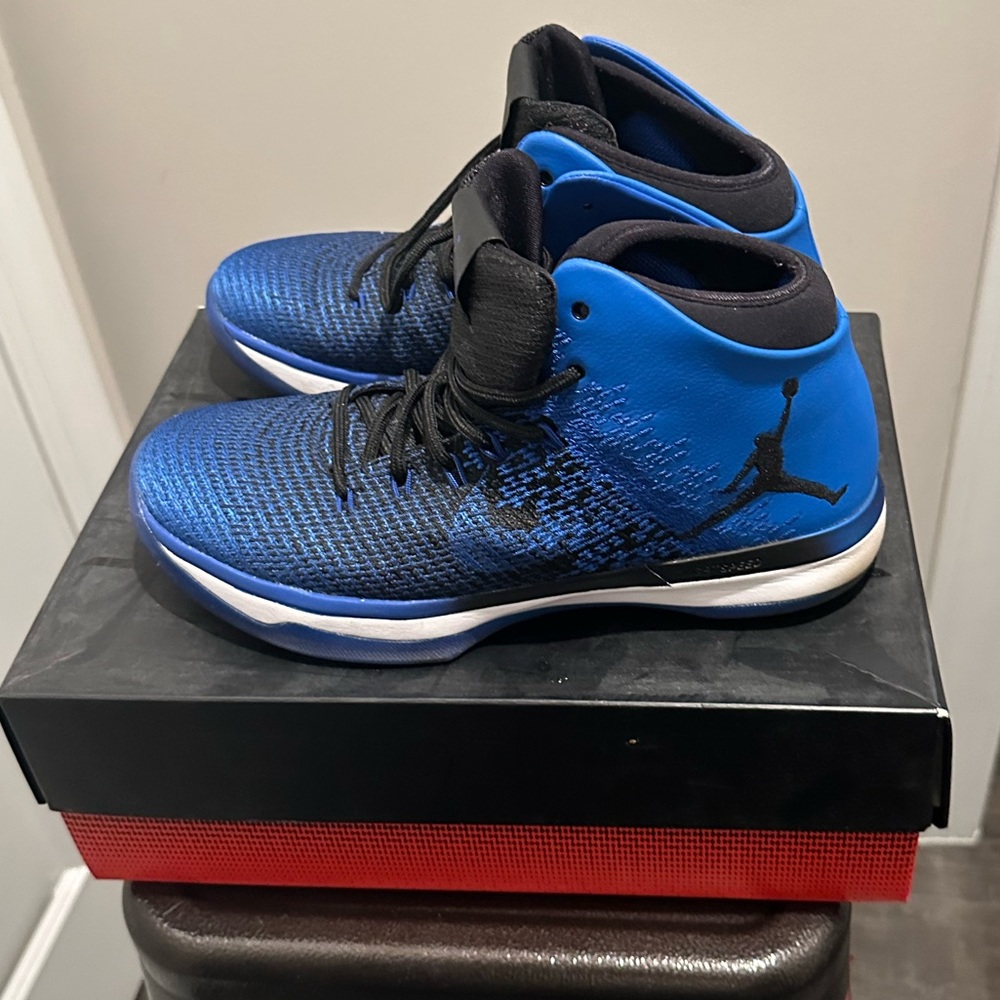 Air Jordan XXXI Size 9 slightly used